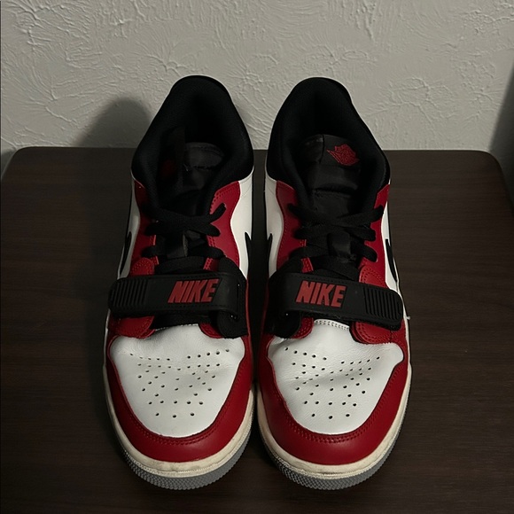 Jordan Legacy 312 - Picture 3 of 6
